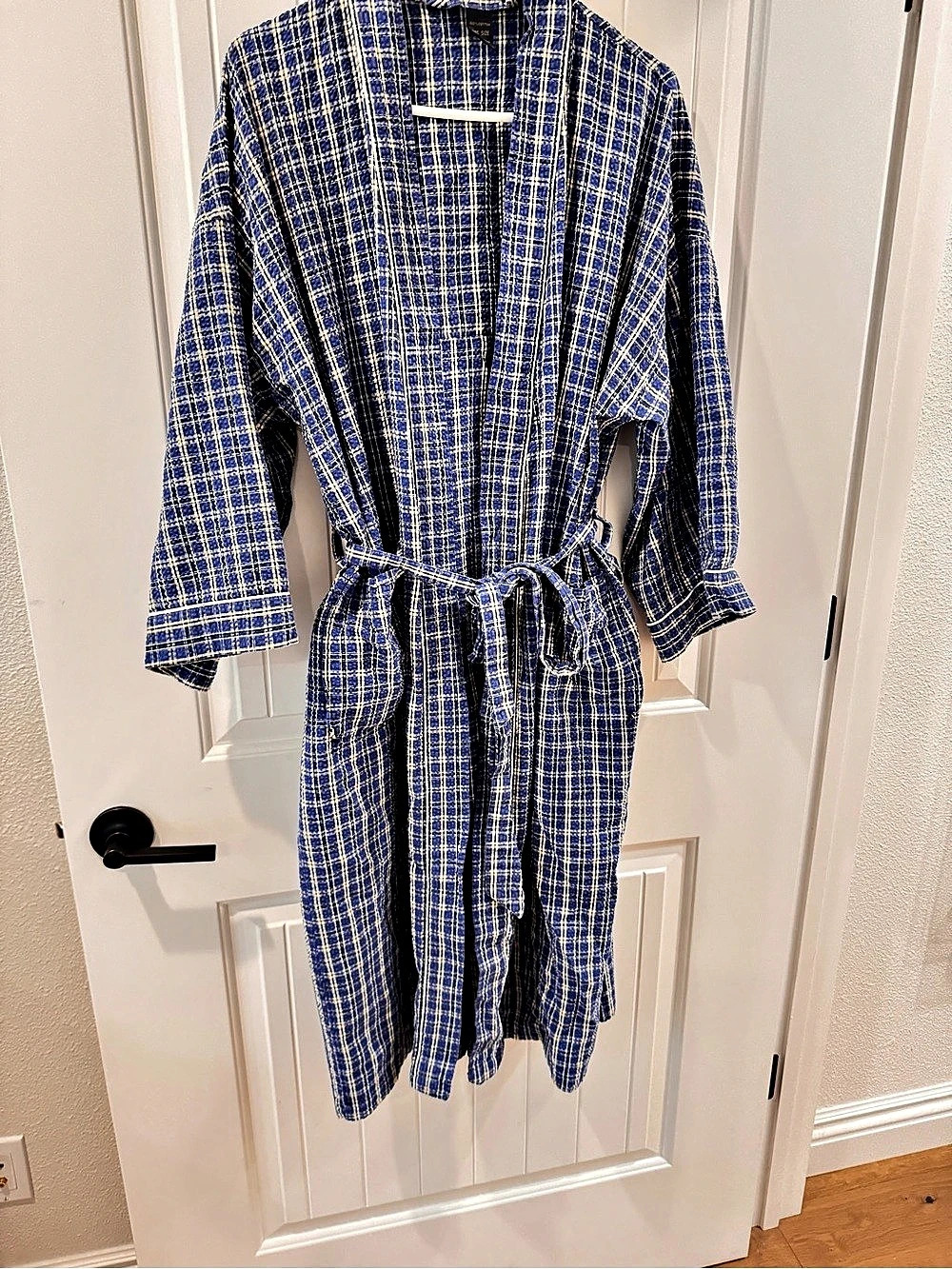 Barrington Cotton Plaid Robe in Blue & Yellow Like New